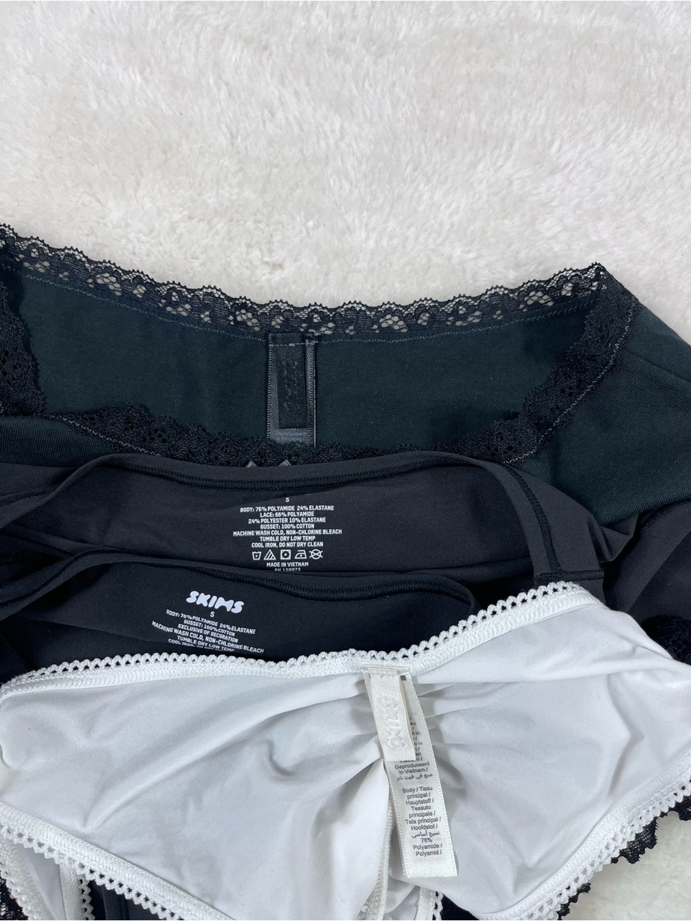 (4) NWOT Skims panties - Picture 7 of 7